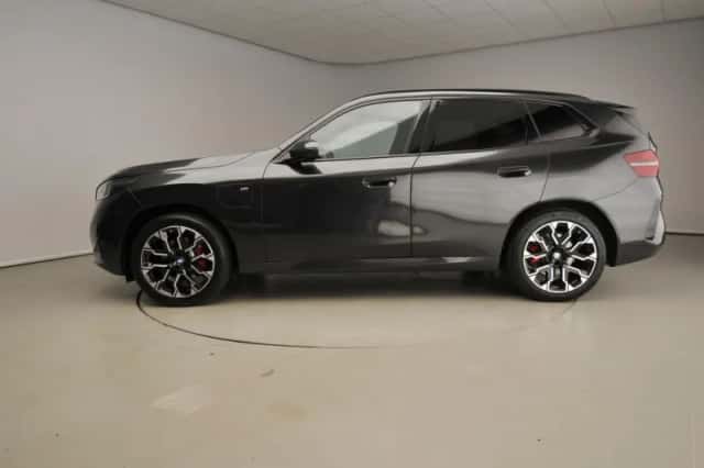 BMW X3 (2025) thumbnail 2