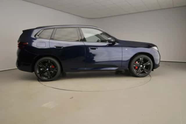 BMW X3 (2026) thumbnail 4