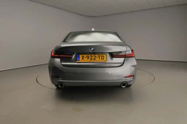BMW 3-Serie (2024) thumbnail 5