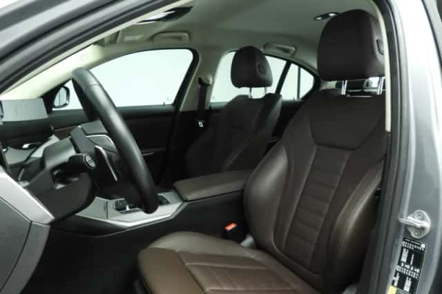 BMW 3-Serie (2024) thumbnail 6