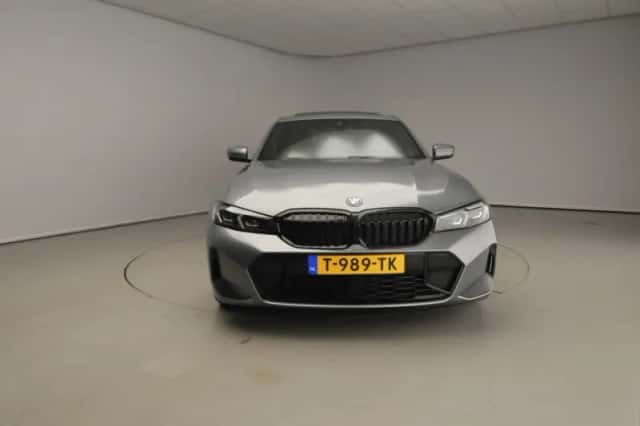 BMW 3-Serie (2023) thumbnail 4