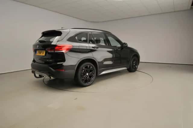 BMW X1 (2020) thumbnail 2