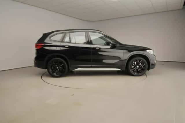 BMW X1 (2020) thumbnail 3