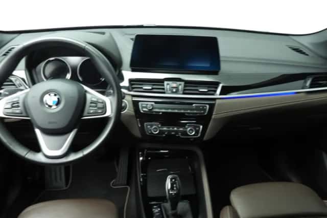 BMW X1 (2020) thumbnail 6