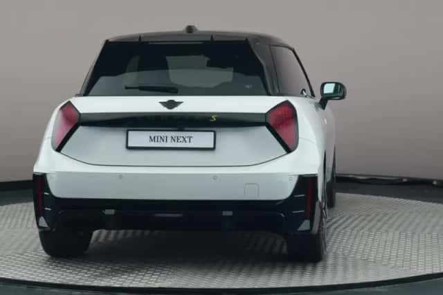 MINI John Cooper Works (2026) thumbnail 4