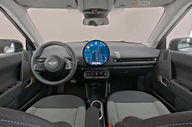MINI Mini Electric (2026) thumbnail 3