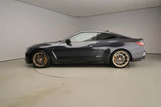 BMW M4 (2023) thumbnail 5