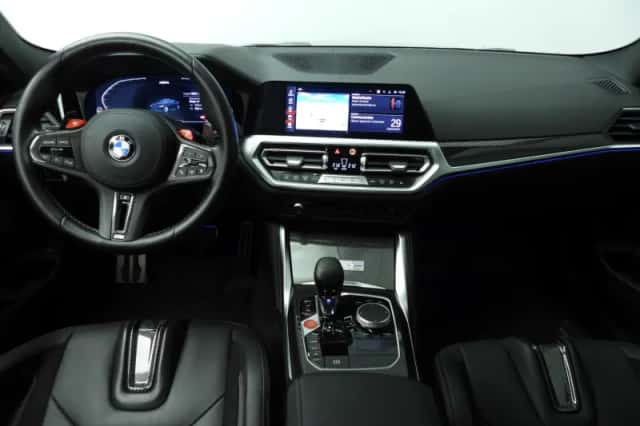 BMW M4 (2023) thumbnail 6