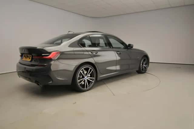 BMW 3-Serie (2022) thumbnail 2