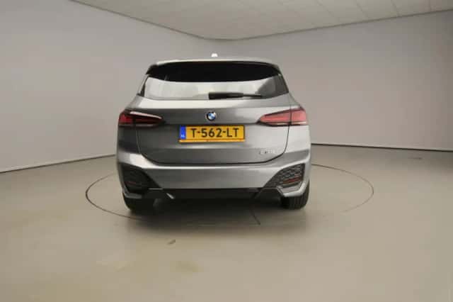 BMW 2-Serie Active Tourer (2023) thumbnail 4