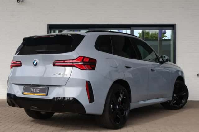 BMW X3 (2026) thumbnail 2