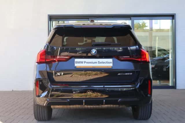 BMW X1 (2025) thumbnail 4