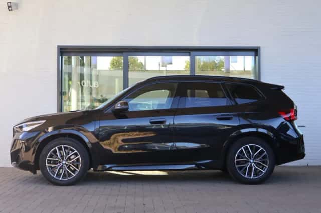 BMW X1 (2025) thumbnail 5