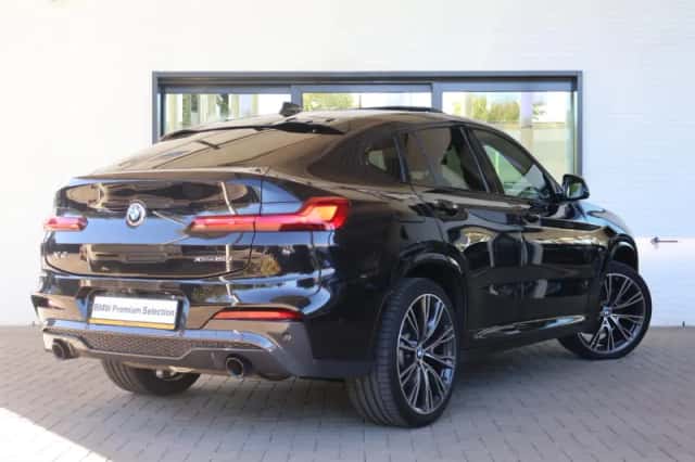 BMW X4 (2021) thumbnail 2