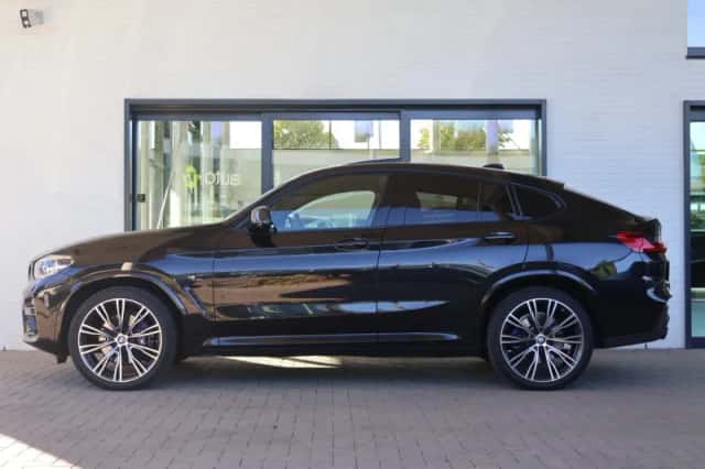 BMW X4 (2021) thumbnail 5