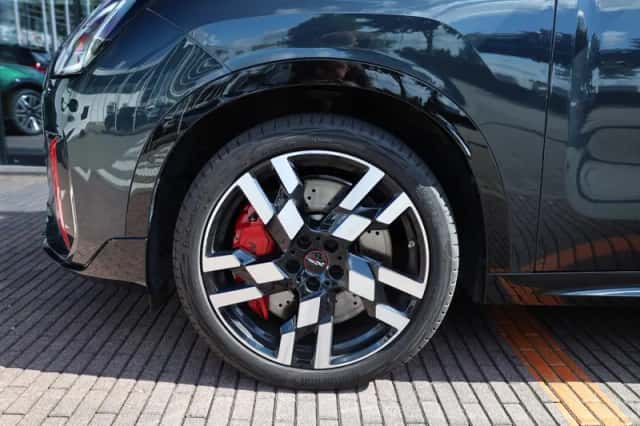 MINI Countryman (2024) thumbnail 4