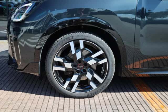 MINI Countryman (2025) thumbnail 4