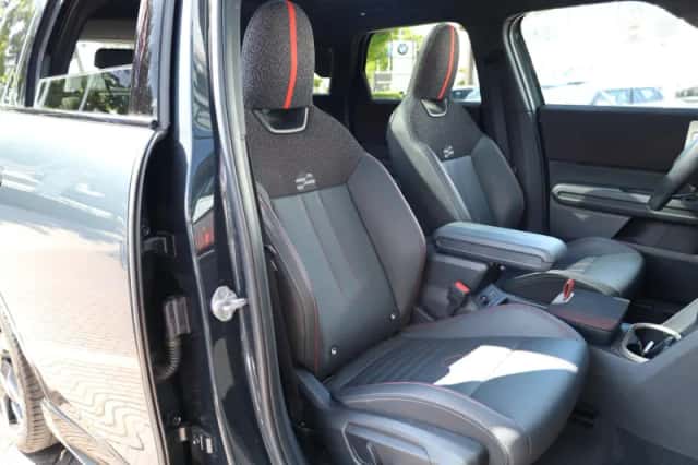 MINI Countryman (2025) thumbnail 6