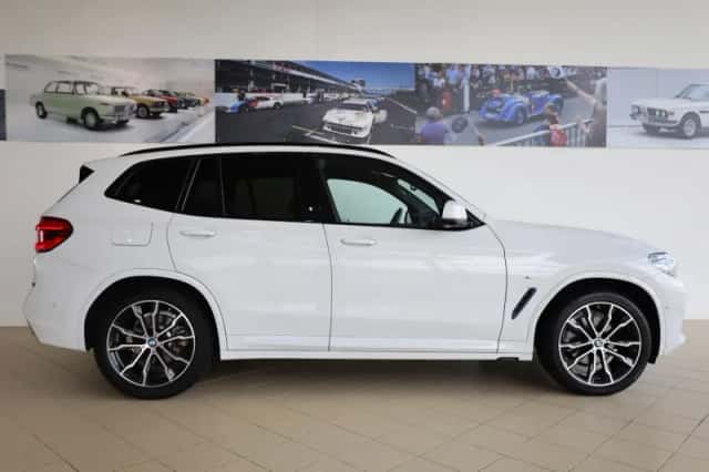 BMW X3 (2020) thumbnail 3