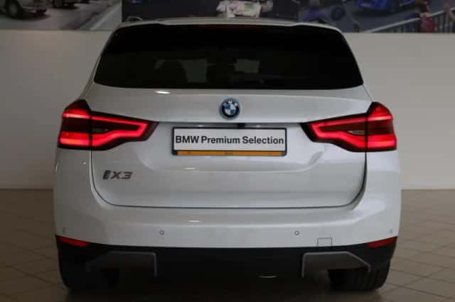 BMW iX3 (2021) thumbnail 5