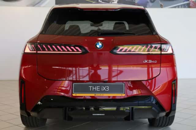 BMW iX3 (2026) thumbnail 5