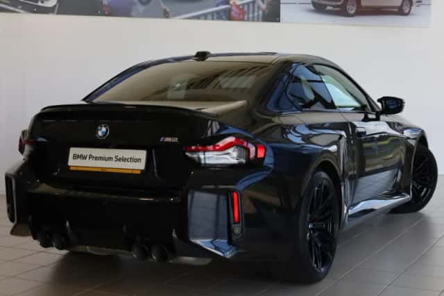 BMW M2 (2024) thumbnail 2