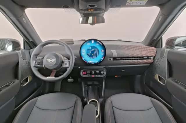 MINI Mini Electric (2025) thumbnail 4
