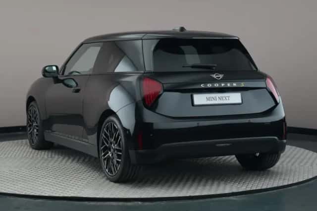 MINI Mini Electric (2025) thumbnail 2