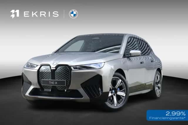 BMW iX (2026) thumbnail 1