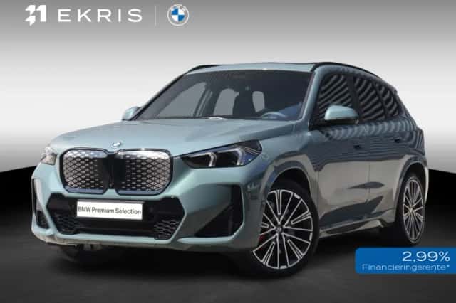 BMW iX1 (2026) thumbnail 1