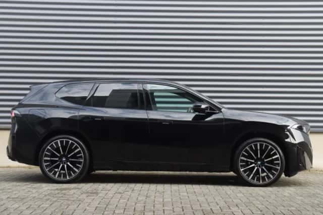 BMW iX3 (2026) thumbnail 5