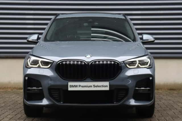 BMW X1 (2021) thumbnail 3