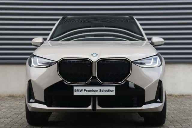 BMW X3 (2026) thumbnail 3