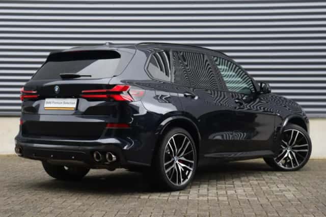 BMW X5 (2025) thumbnail 2