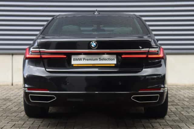 BMW 7-Serie (2021) thumbnail 4