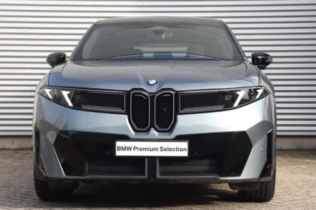 BMW iX3 (2026) thumbnail 3