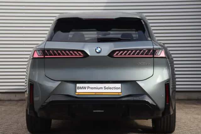 BMW iX3 (2026) thumbnail 4