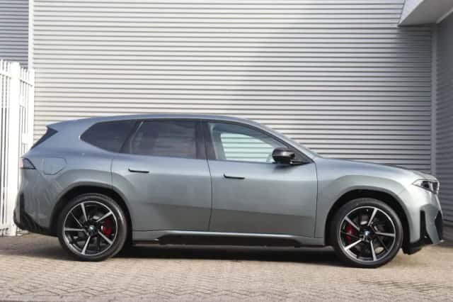 BMW iX3 (2026) thumbnail 5