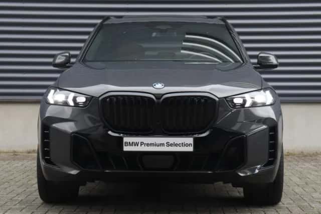 BMW X5 (2025) thumbnail 3