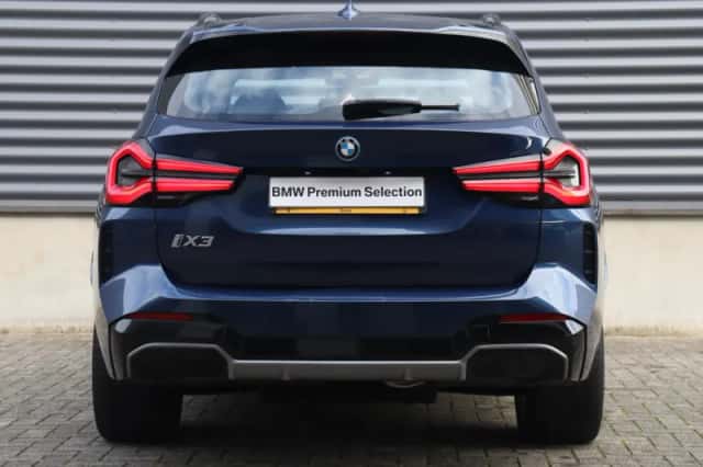 BMW iX3 (2022) thumbnail 4