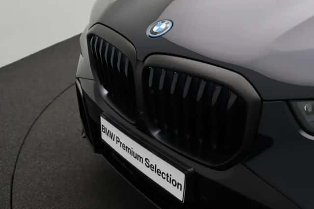 BMW X5 (2026) thumbnail 6