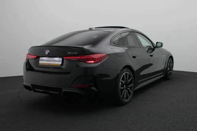 BMW i4 (2026) thumbnail 2