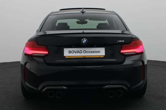 BMW M2 (2018) thumbnail 5