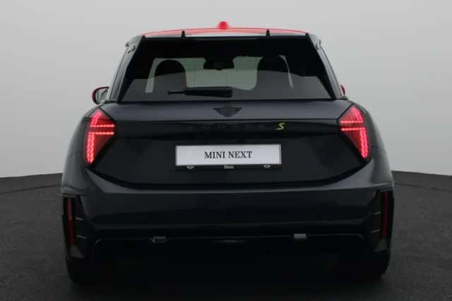 MINI Mini Electric (2024) thumbnail 5