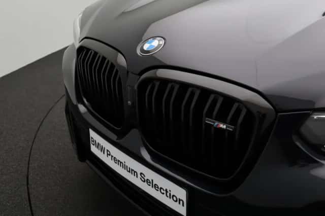 BMW X4 (2022) thumbnail 6