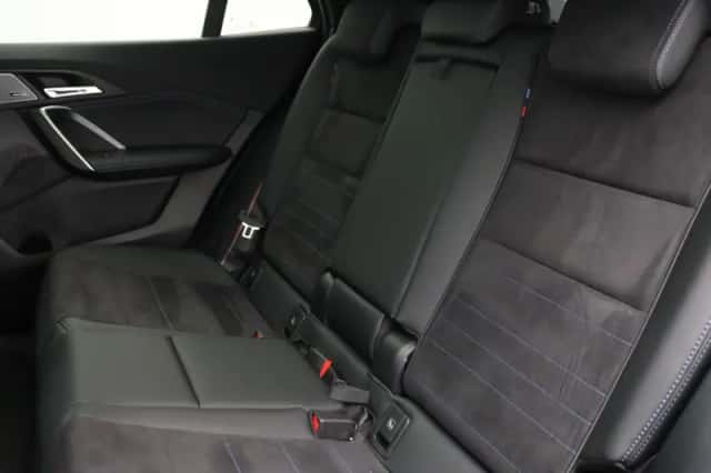 BMW iX2 (2026) thumbnail 6
