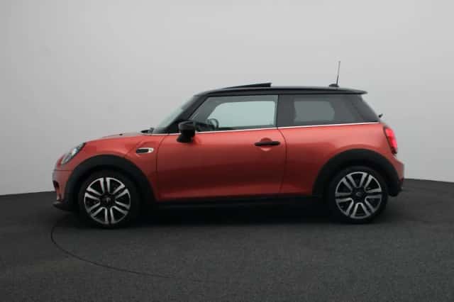 MINI Cooper (2020) thumbnail 4