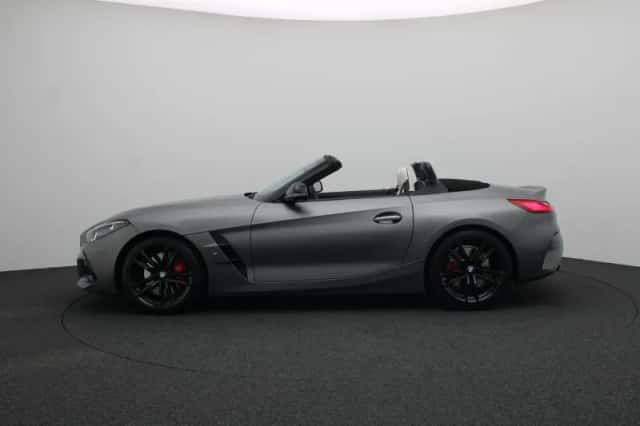 BMW Z4 (2025) thumbnail 4