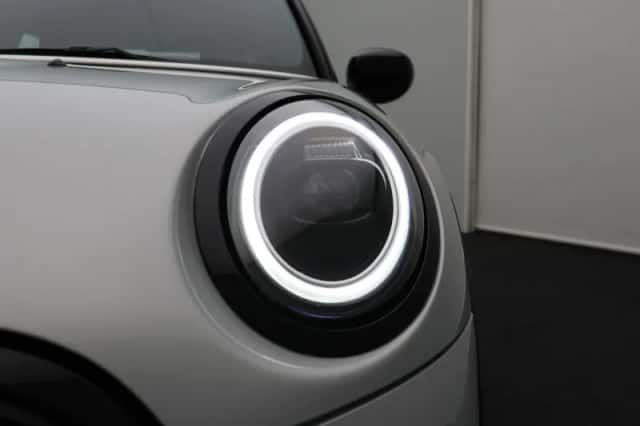 MINI Mini Electric (2022) thumbnail 6