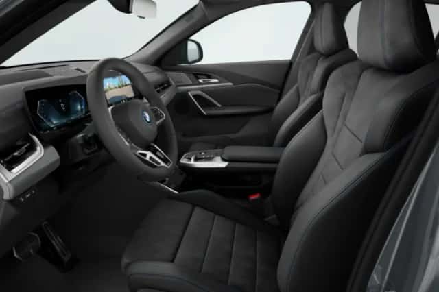 BMW iX2 (2026) thumbnail 4